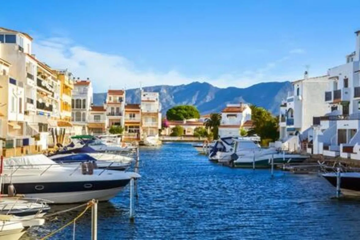 Apartman Apto. Con Piscinas A 150M Playa Empuriabrava Spanyolország